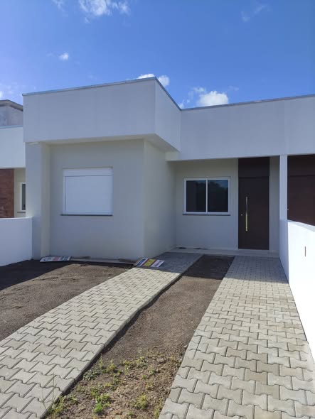 Casa Geminada 3 Dormitórios - Bairro Linha Santa Cruz